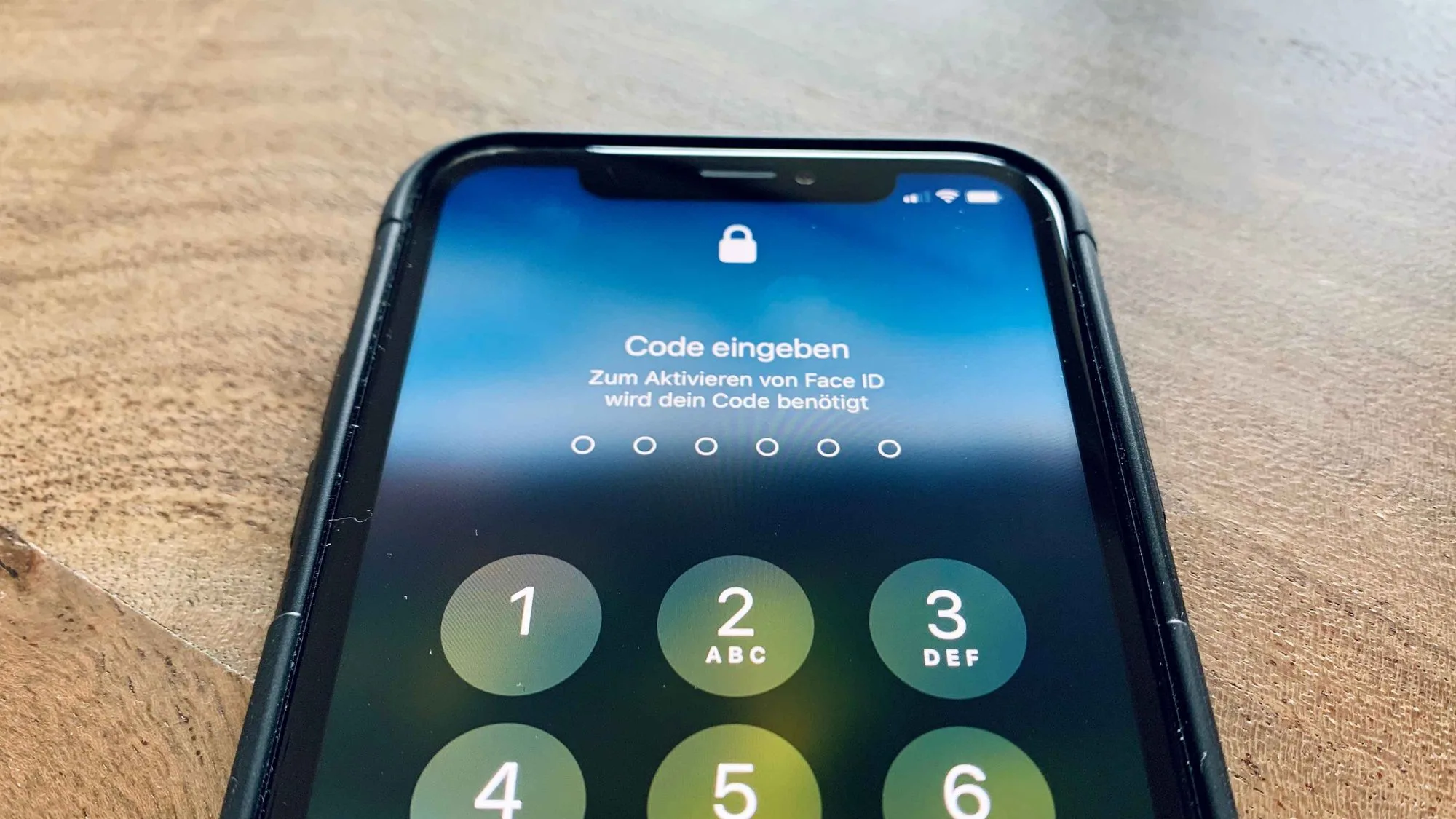 Face-ID kurzzeitig deaktivieren (Code-Lock zum Entsperren)